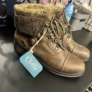 Cliff boots
